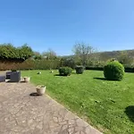 4 Bedroom Cozy In Mont-saint-jean