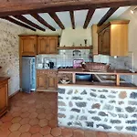 4 Bedroom Cozy In Mont-saint-jean Hébergement de vacances *