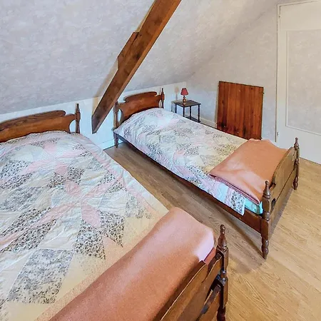 4 Bedroom In Mont-saint-jean