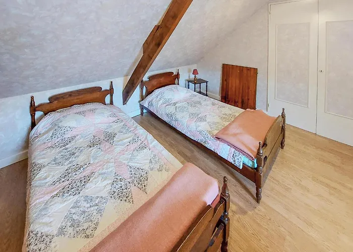 4 Bedroom In Mont-saint-jean